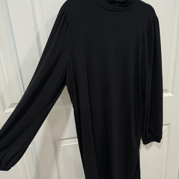 Torrid‎ Black Minimalist Mock Turtleneck Tee-Shirt Dress Size 2 Plus Size - Picture 2 of 5